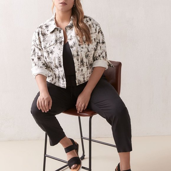 Jean Jacket - Cropped Boyfriend Style printed in Black on white Cactus - Picture 8 of 8